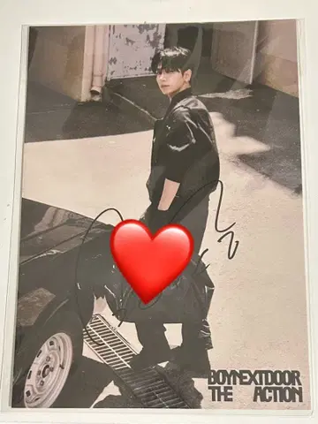 BOYNEXTDOOR 재현 The Action 친필 사인