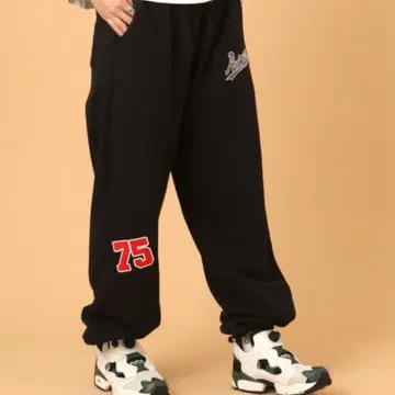 새상품 택 포함 AVIREX 아비렉스 팬츠 맨투맨 블랙 L 로고