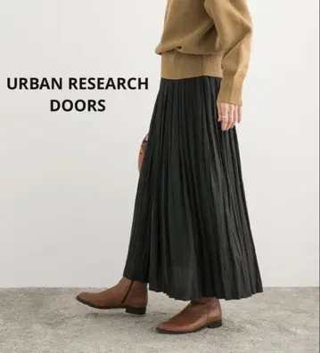 URBAN RESEARCH DOORS 랜덤 플리츠 스커트