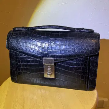 크로커다일풍 클러치백
