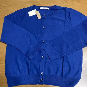 미사용 새상품 ef-de 파란색 가디건 비쥬 포함