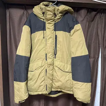 카키/블랙 다운 자켓 후드 부착