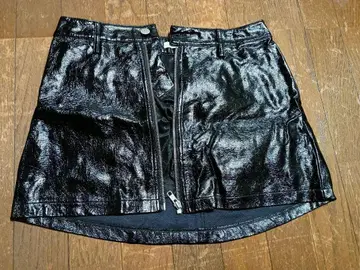 연내 판매 완료 가격 협의 가능 제이다 에나멜 미니 스커트 M