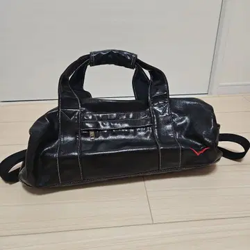 에드윈 블랙 합성 피혁 더플백