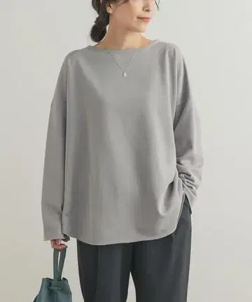 어반 리서치 도어스 뉴앙스 루즈 풀오버