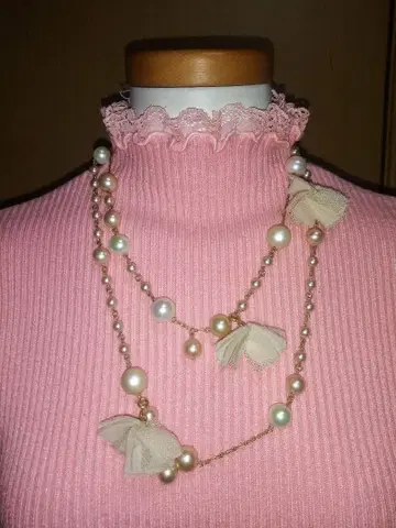 리본 모티브 펄 목걸이