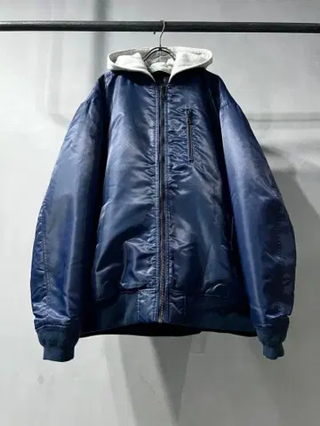 MA-1 후드 부착 플라이트 자켓 USA 구제 의류 ALPHA