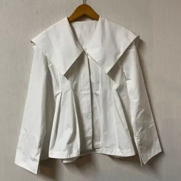 tresor by lana 세일러 카라 자켓 블라우스 화이트