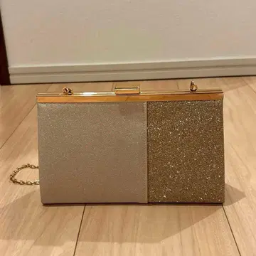 Aimer Acret 박스 클러치백 골드 에메