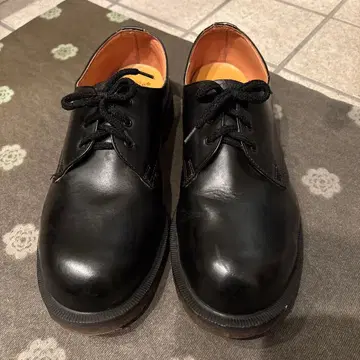 닥터마틴 27.5 가죽 신발
