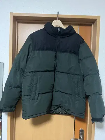 워크맨 다운 자켓 다크 그린 블랙