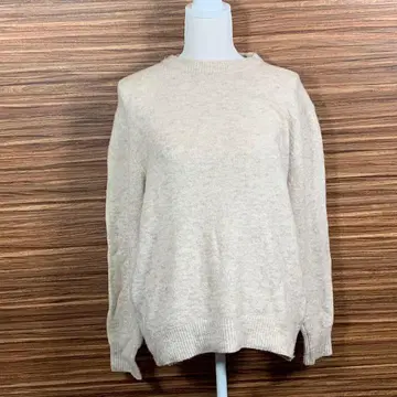 글로벌 워크 L 사이즈 니트 베이지 긴팔 무지