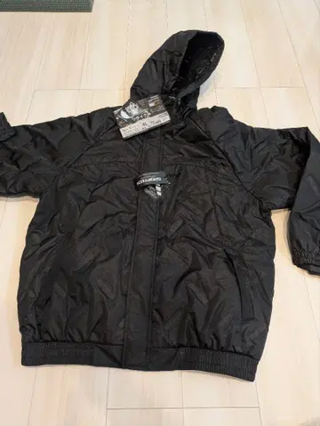 워크맨 심리스 워크 점퍼 4L 블랙 퓨전 다운