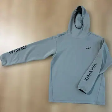 Daiwa 후드 부착 그레이 긴팔 후드티