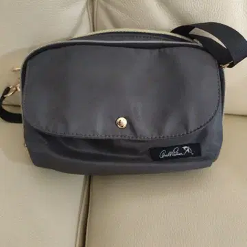 아놀드 파머 그레이 나일론 숄더백