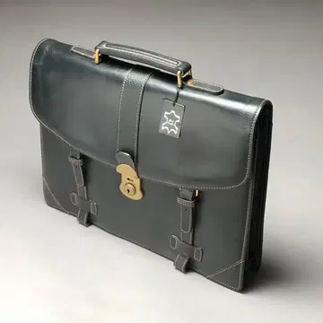 블랙 가죽 브리프 케이스