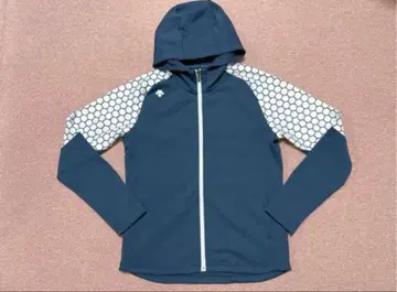 [새상품] 데상트 후드티 저리 골프웨어