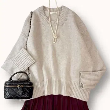 새상품급 갤러리 바이 M 상당 파인 울 크루넥 니트 라이트 그레이