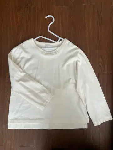 FUTATSUKURI 후타츠쿠리 밤 chic 등받이 T셔츠