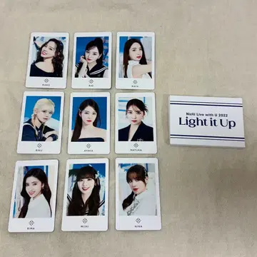 NiziU Light it Up 포토 카드 세트 A