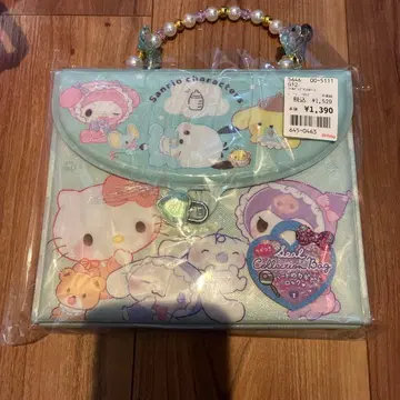 산리오 캐릭터 씰 컬렉션 백 열쇠 포함