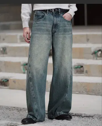 WYM 빈티지 워시드 커브드 데님