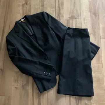 AOKI 취업 정장 M 사이즈 블랙 백 오픈