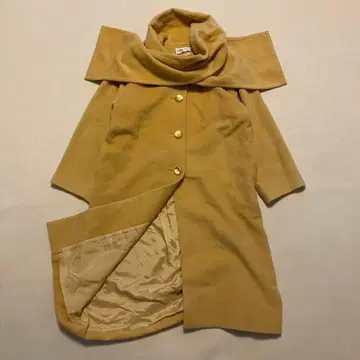 지방시 골드 버튼 스톨 포함 모헤어 알파카 혼방 코트