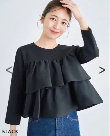 택 포함 새상품 크롭 플레어 니트 블랙