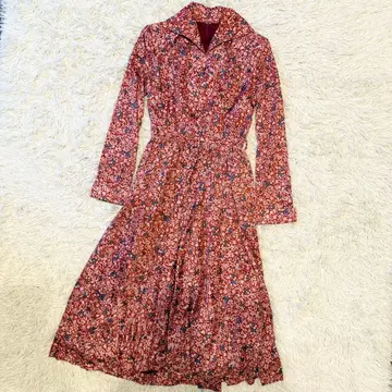 롱 원피스 쇼와 레트로 빈티지 꽃무늬 올 패턴 빨간색