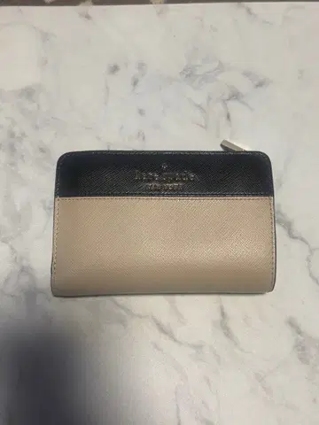 케이트 스페이드 지갑