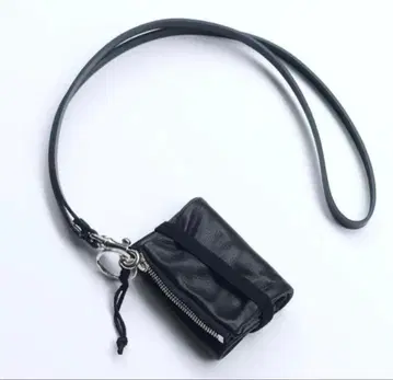 COMESANDGOES NECK STRAP 가죽 넥스트랩