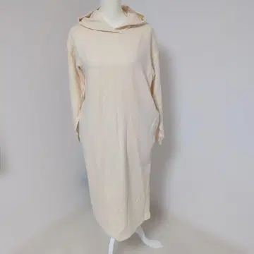 유니클로 베이지 후드 부착 롱 원피스