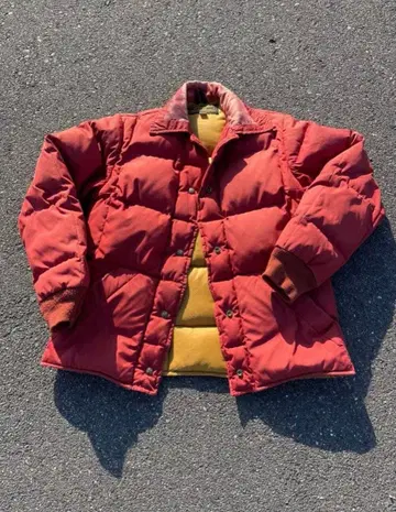 70s 블랙 택 eddie bauer 다운 자켓