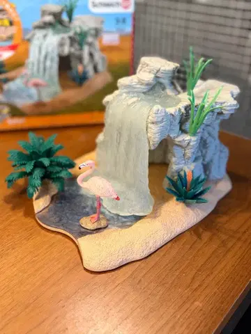 슐라이히 플라밍고와 폭포 세트