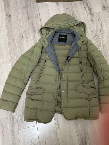 Moorer 올리브 그린 다운 자켓