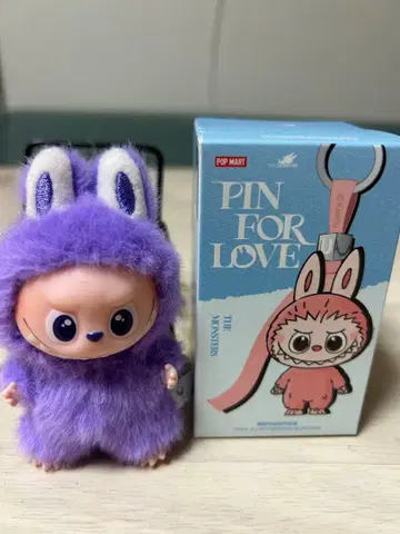 POP MART PIN FOR LOVE THE MONSTERS