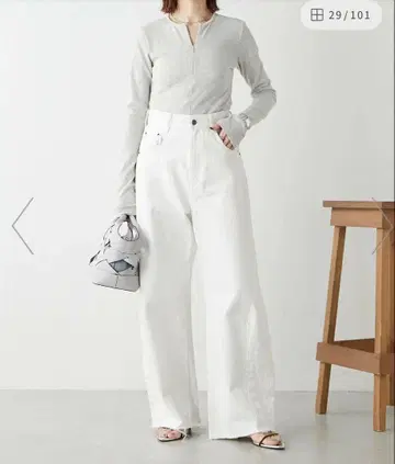 [ 새상품 미사용 ] 콜라주 개럴개런트 화이트 데님 팬츠 TM