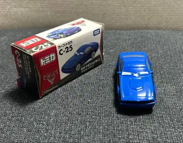 토미카 카즈 로드 토크 레트라인