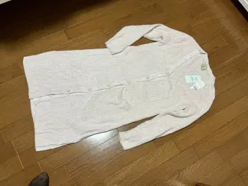 젤라또피케 옅은 핑크색 버튼 달린 롱 가디건 택 포함