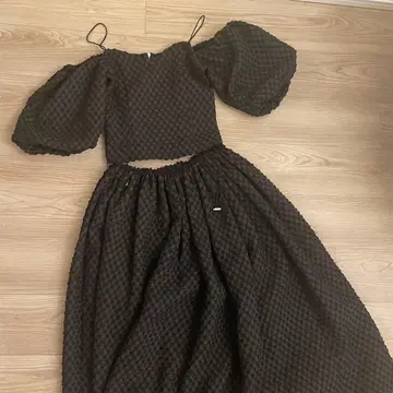 honey mi honey 블랙 프릴 셋업