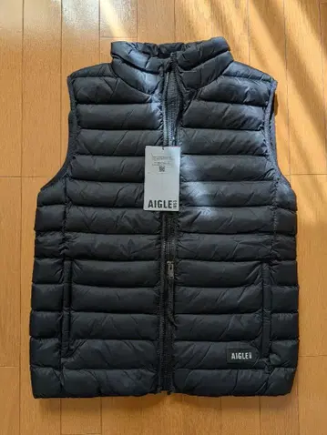 미사용 새상품 AIGLE 프랑스 블랙 다운 베스트