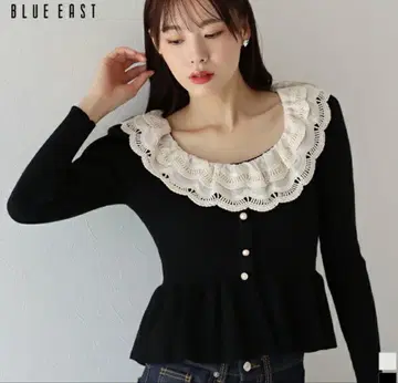 레이스 옷깃이 걸리시한 분위기의 페플럼 니트 블랙