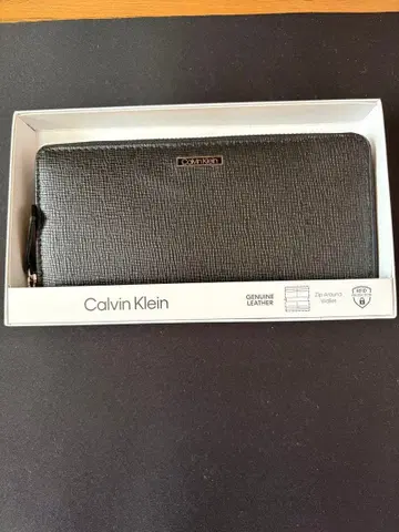 캘빈클라인 Calvin Klein 장지갑 Black