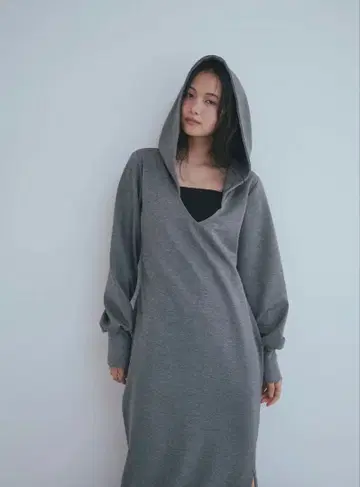 andequal 후드 부착 롱 원피스