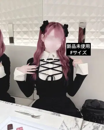 HONEYMEW 레이스업 도킹 상의 허니뮤우 블랙