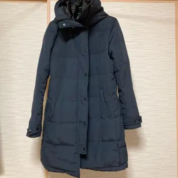 어반 리서치 네이비 후드 부착 다운 자켓