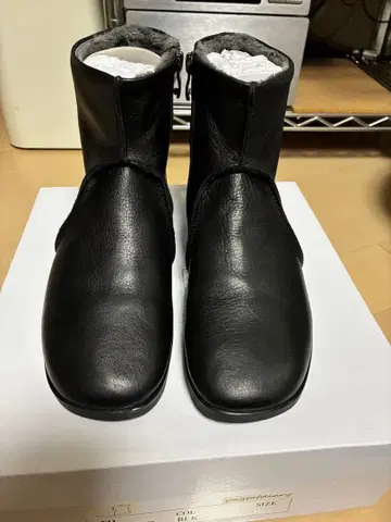 pageofdiary 블랙 가죽 숏부츠 지퍼 포함