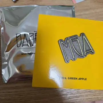 미세스 그린애플 BABELnoTOH 랜덤 아이템 핀 배지