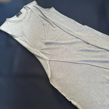 JOHN SMEDLEY 니트 슬리브리스 원피스